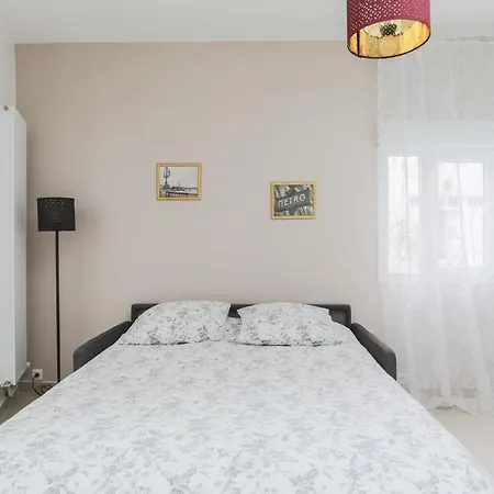 Elysee Ternes Paris